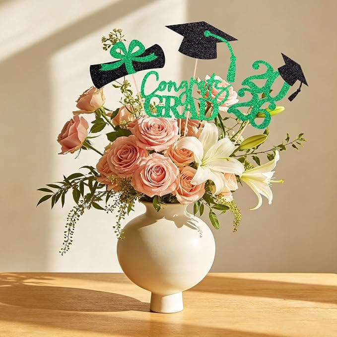 Gexolenu 16 PCS Green and Black Double-Sided 2026 Graduation Centerpieces for Tables, 2026 Table Toppers Party Centerpiece Sticks Party Supplies, Graduation Party Decorations Class of 2026, Set of 4